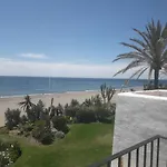 - Primera Linea De Playa Y Solarium Jo3 Апартаменты