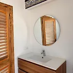 - Primera Linea De Playa Y Solarium Jo3 Эстепона