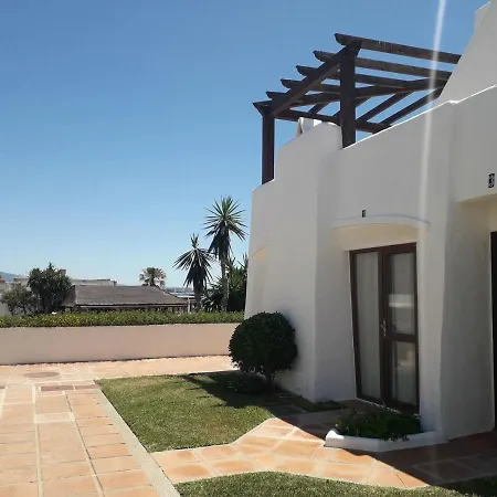- Primera Linea De Playa Y Solarium Jo3 Апартаменты *