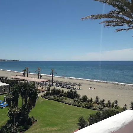Апартаменты - Primera Linea De Playa Y Solarium Jo3 *