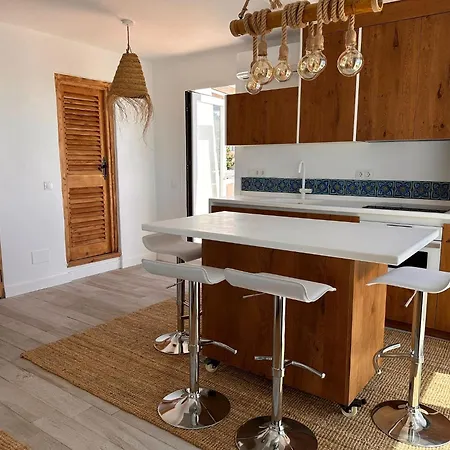 - Primera Linea De Playa Y Solarium Jo3